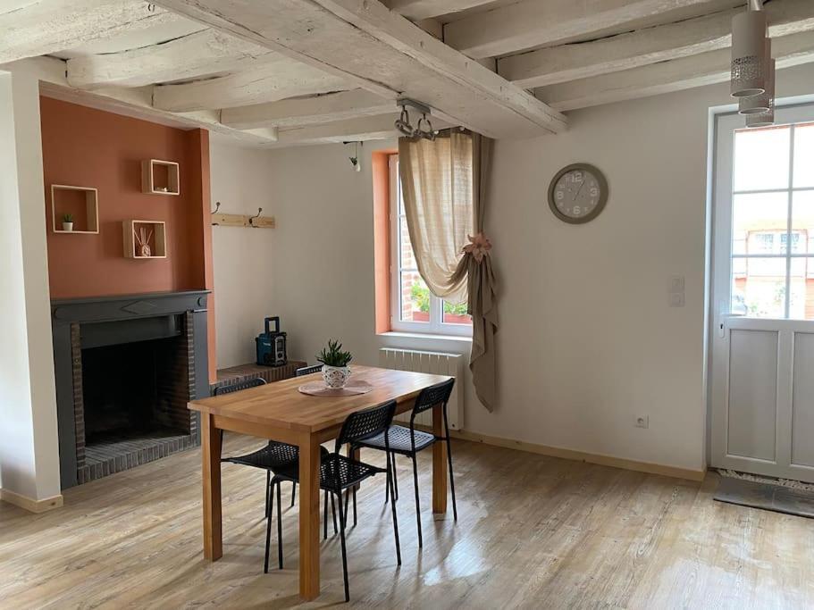 Petite Maison De Bourg Hébergement de vacances